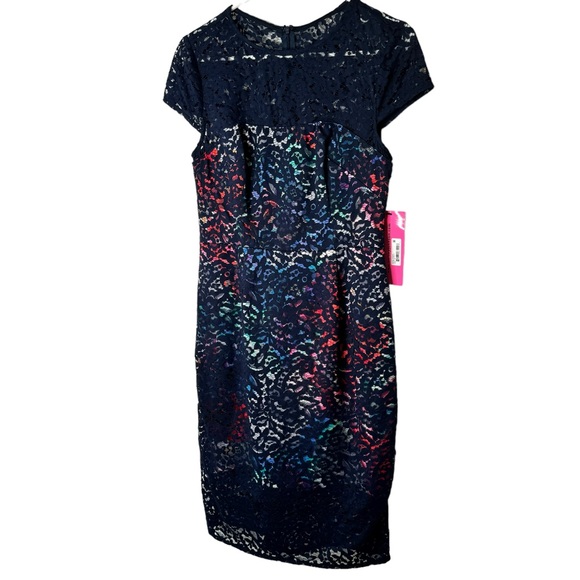 NWT Betsey Johnson Lace Overlay Floral Sheath Dress Size 6 - Picture 3 of 11